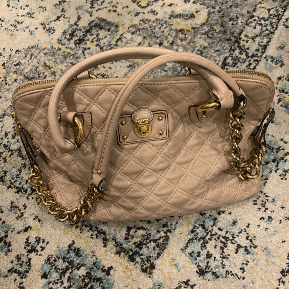 Authentic Marc Jacobs beige tufted purse